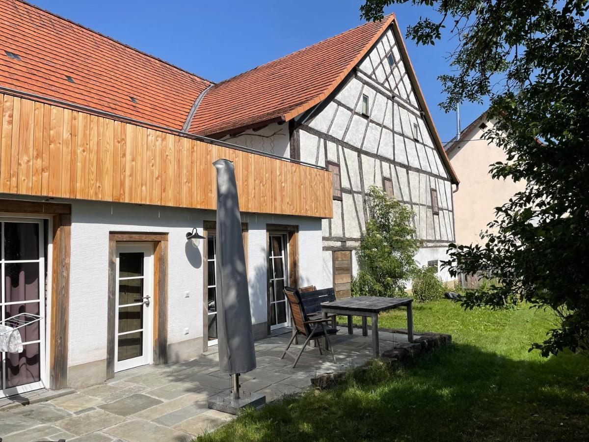 Am Rathaus 1 Apartment Huefingen Bagian luar foto
